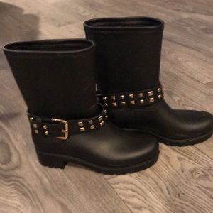 Black & Gold rain boots